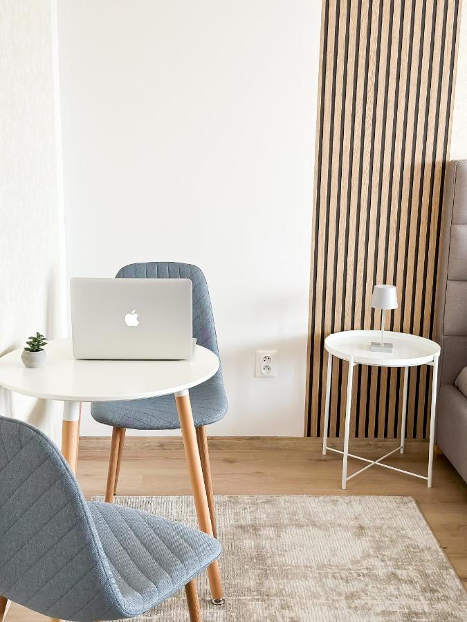 Apartman Simcity Bratysława Zewnętrze zdjęcie
